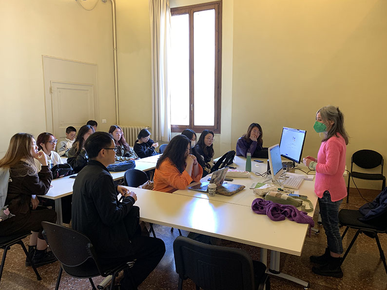 Lezione Tania
